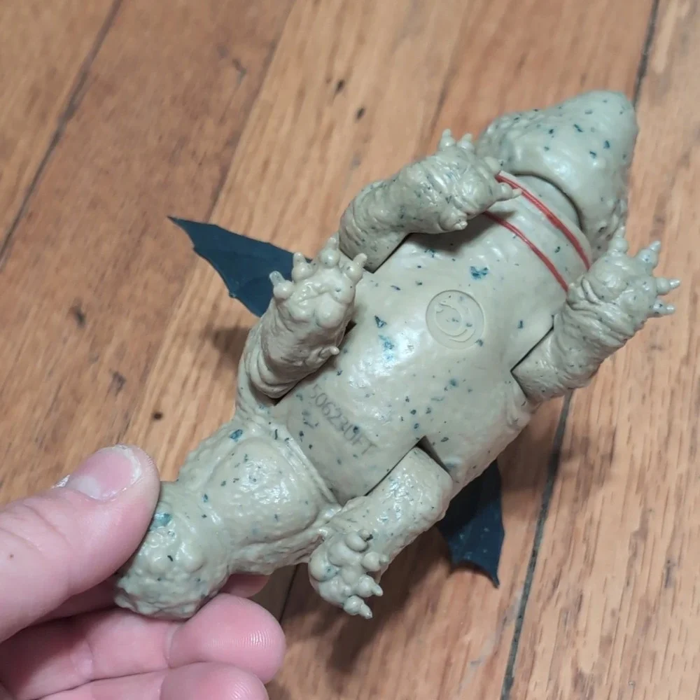 Spin Master How to Train Your Dragon Gronckle Action Figure Articulated Wings